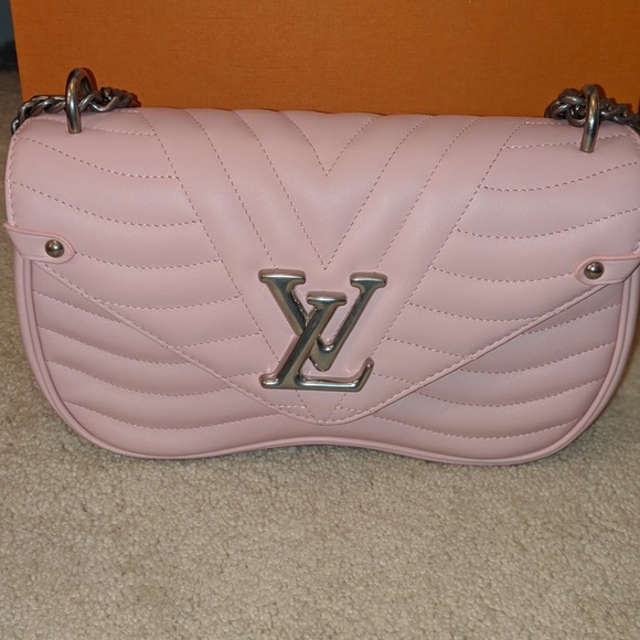 Brand new perfect condition pink Louis Vuitton - Picture 1 of 6